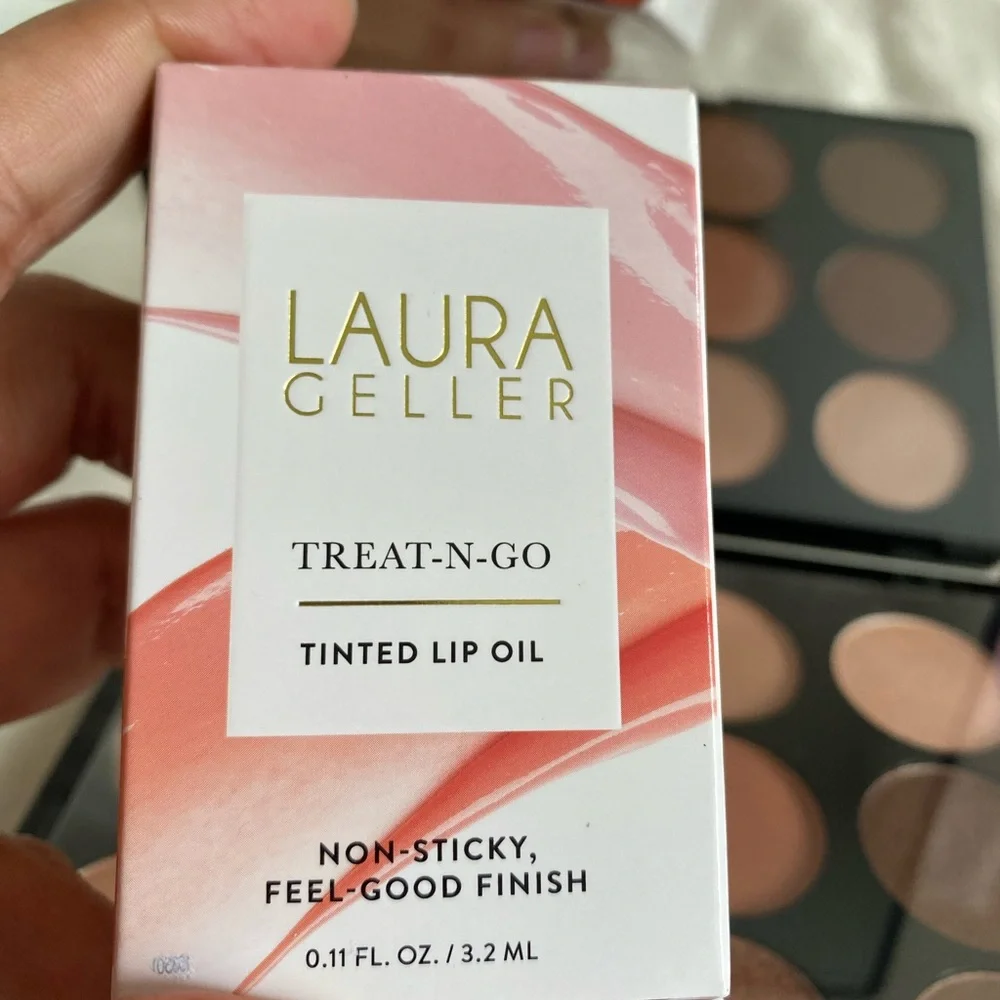 Laura Geller Eyeshadow Palette and MINI TINTED LIP OIL COLORS CHAMPION,KNOCKOUT - Picture 8 of 12